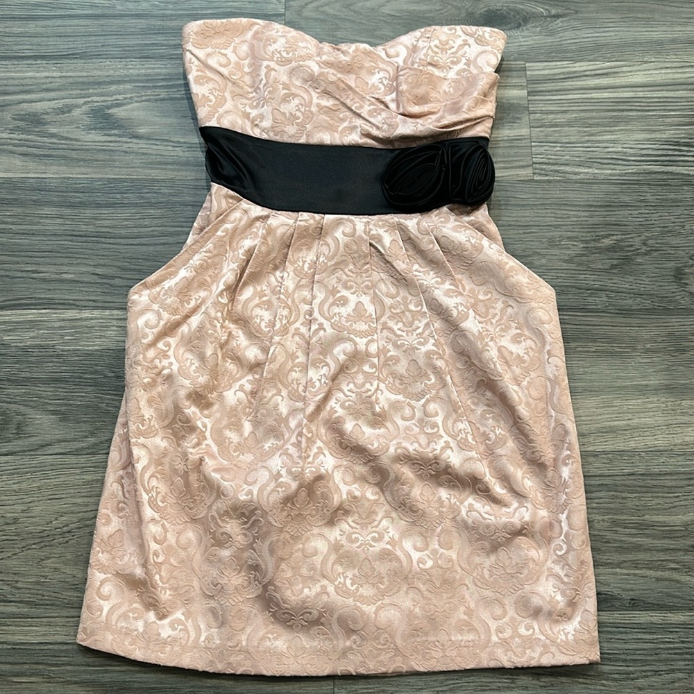 Wedding dress with pockets